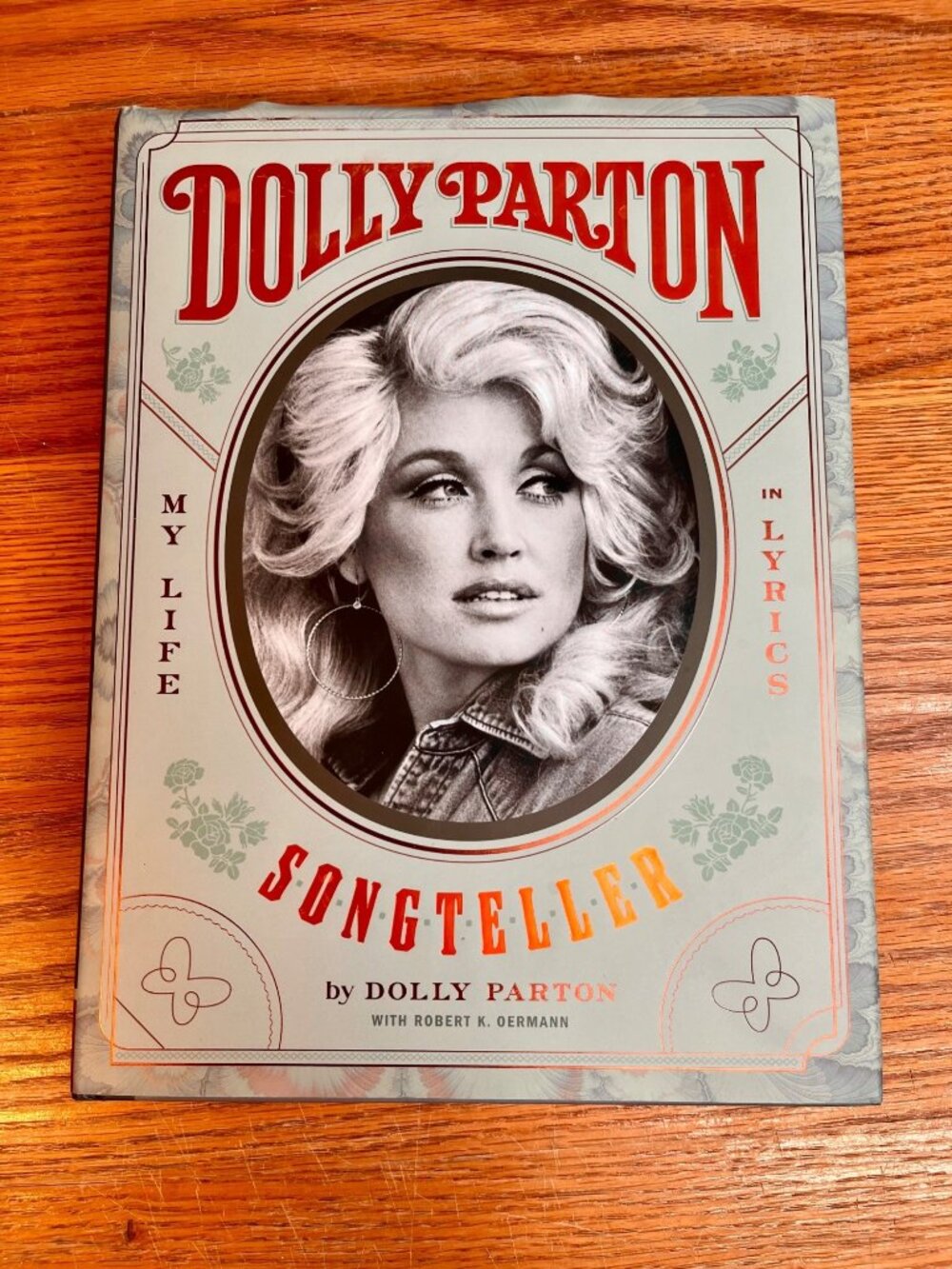 Dolly Parton Songteller: My Life in Lyrics (2020) Hardcover W/ Dust Jacket